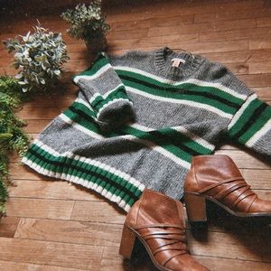 Urban outfitters oversized boyfriend sweater